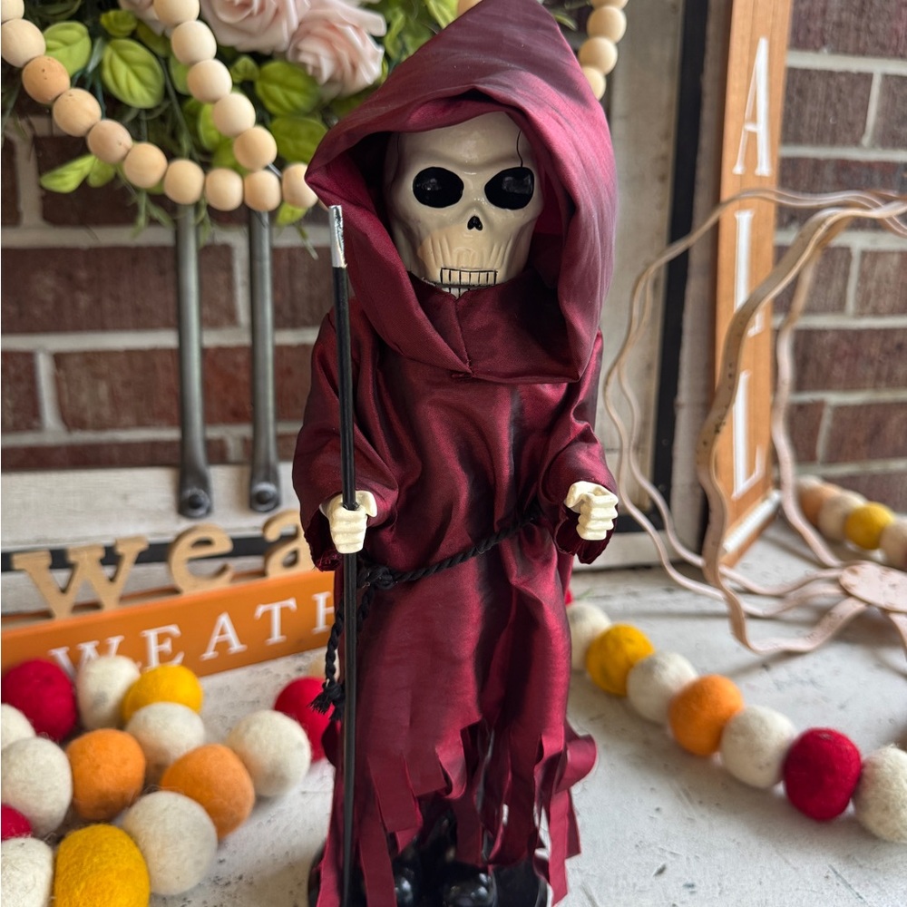 Set of FIVE Halloween Nutcrackers! Collectibles HomeDecor